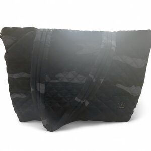 Oliver Thomas Quilted Navy Camo Kitchen Sink Bag